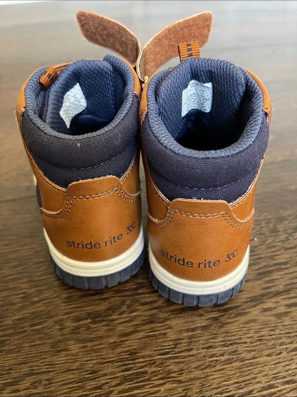 Stride Rite Kids Porter Boot, Navy and Tan Toddler Boy boots size 8